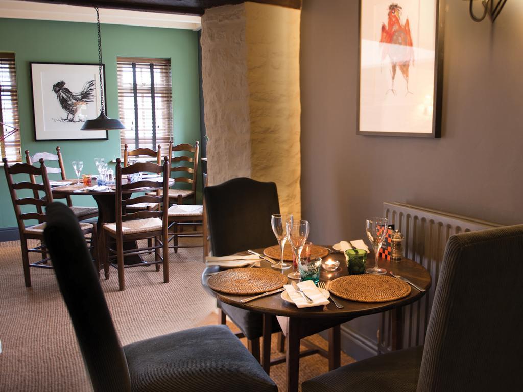 The Red Lion Inn Long Compton Екстериор снимка